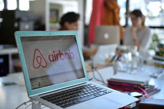 Immobilier : Airbnb, Drivy, Leboncoin… comment déclarer son petit business